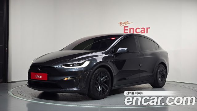 Tesla Model X AWD — пробег 7 488 км — фото 1 из 5