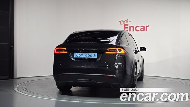 Tesla Model X AWD — пробег 7 488 км — фото 4 из 5