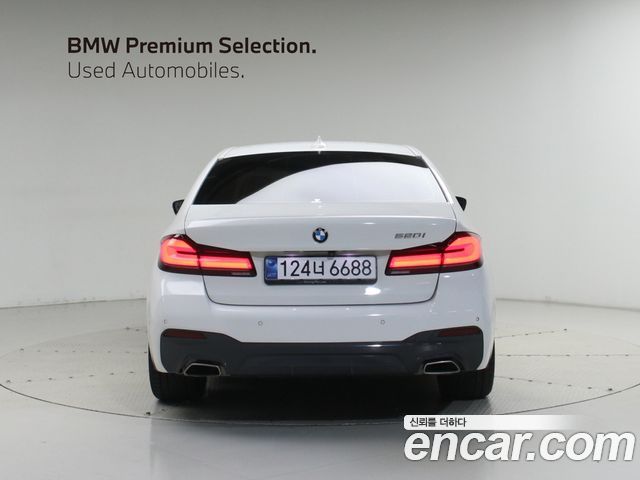 BMW 5-Series 520i M Sport — пробег 88 635 км — фото 4 из 5