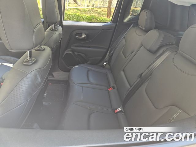 Jeep Renegade 1.3 Limited — пробег 28 000 км — фото 1 из 5