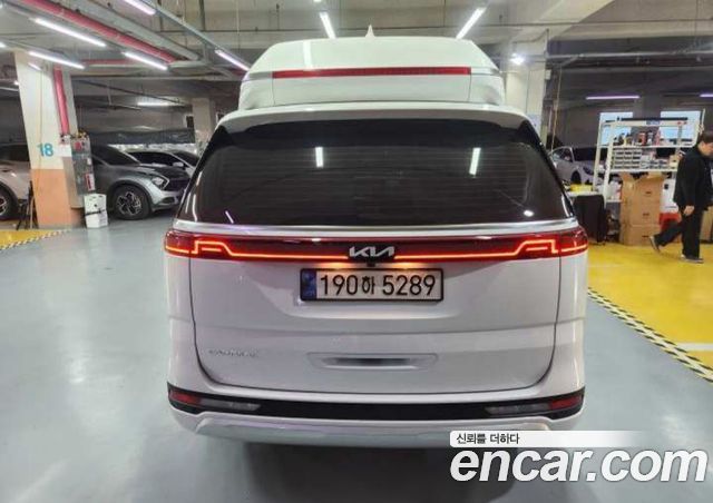 Kia Carnival Diesel 9-Seater Hi-Limousine Signature — пробег 174 014 км — фото 3 из 5