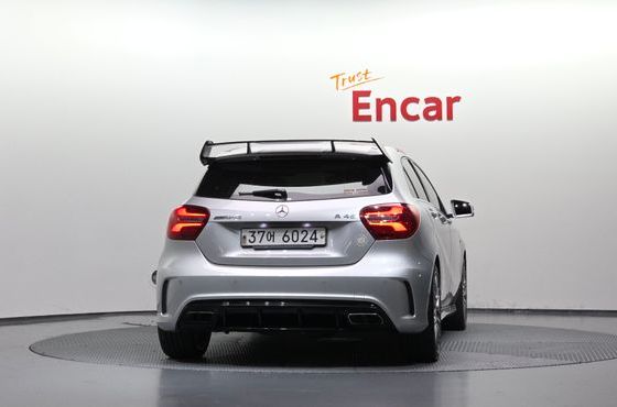 Mercedes-Benz A-Class A45 AMG 4MATIC — пробег 86 992 км — фото 4 из 5