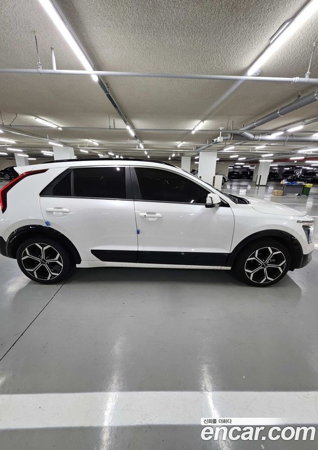 Kia Niro Trendy — пробег 230 587 км — фото 5 из 5