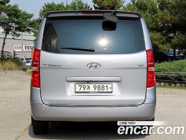Hyundai Starex 11-Seater Wagon Modern — пробег 173 368 км — фото 4 из 5