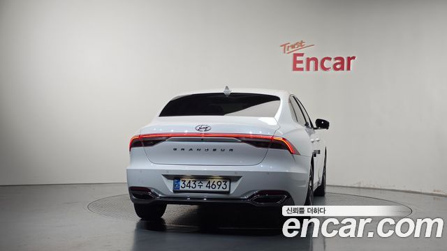 Hyundai Grandeur из Кореи Encar