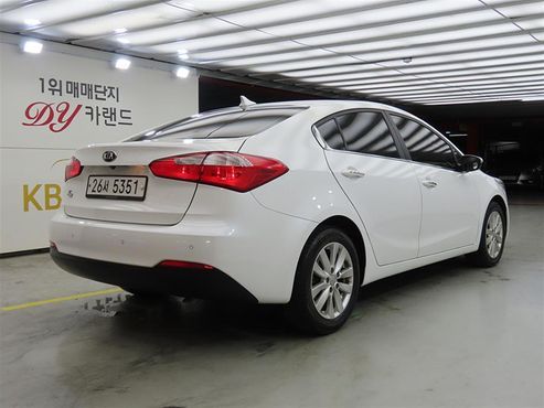 Kia K3 Trendy — пробег 124 396 км — фото 4 из 5