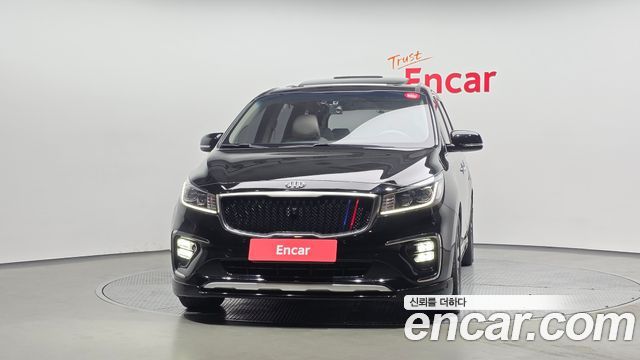 Kia Carnival из Кореи Encar