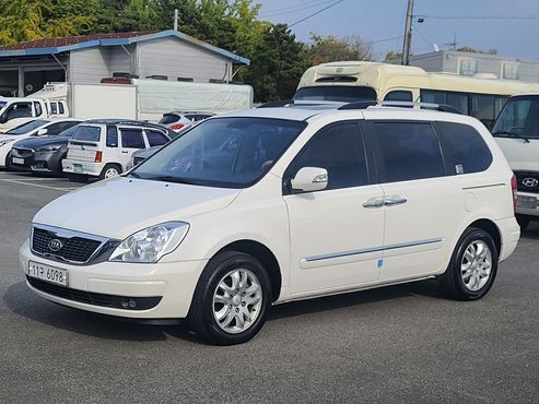 Kia Carnival New Carnival GLX High-Deluxe — пробег 122 392 км — фото 3 из 5