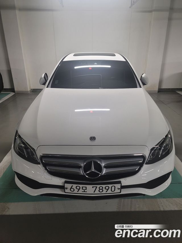 Mercedes-Benz E-Class из Кореи Encar