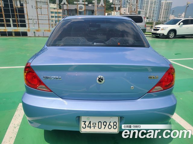 Kia Spectra 1.5 Di Gold Deluxe — пробег 68 000 км — фото 4 из 5