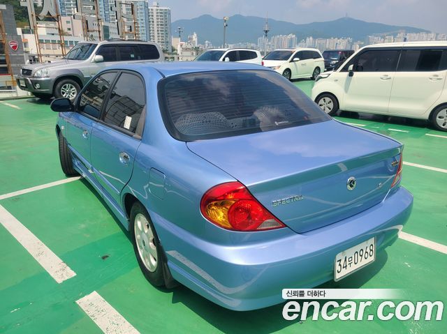 Kia Spectra 1.5 Di Gold Deluxe — пробег 68 000 км — фото 5 из 5