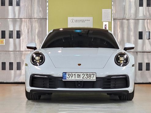 Porsche 911 Carrera S — пробег 23 700 км — фото 3 из 5