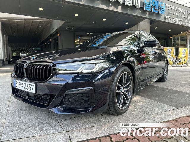 BMW 5-Series 520i M Sport — пробег 32 000 км — фото 1 из 5