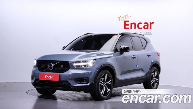 Volvo XC40 T4 R-Design — пробег 89 379 км — фото 1 из 5