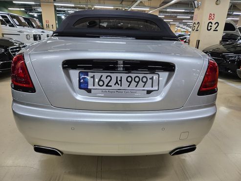 Rolls-Royce Dawn 6.6 V12 — пробег 10 800 км — фото 3 из 5
