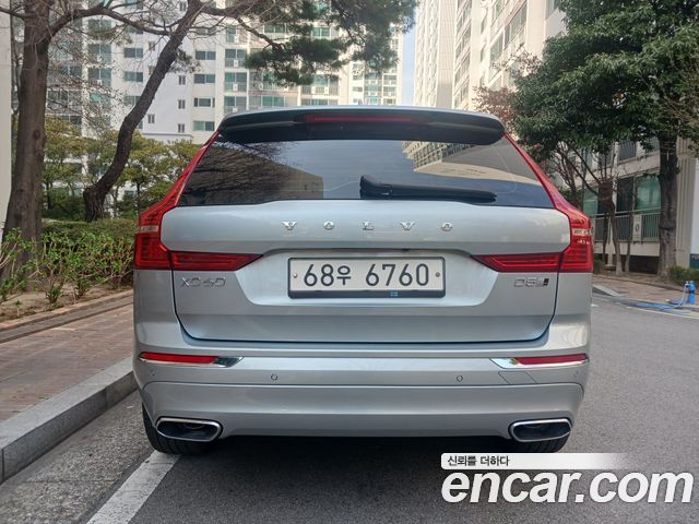 Volvo XC60 D5 Inscription — пробег 210 000 км — фото 4 из 5