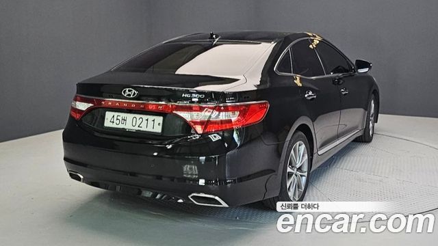 Hyundai Grandeur HG300 Premium Collection — пробег 147 047 км — фото 4 из 5