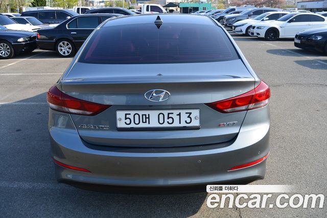 Hyundai AVANTE 1.6 e-VGT SMART Special — пробег 136 761 км — фото 4 из 5