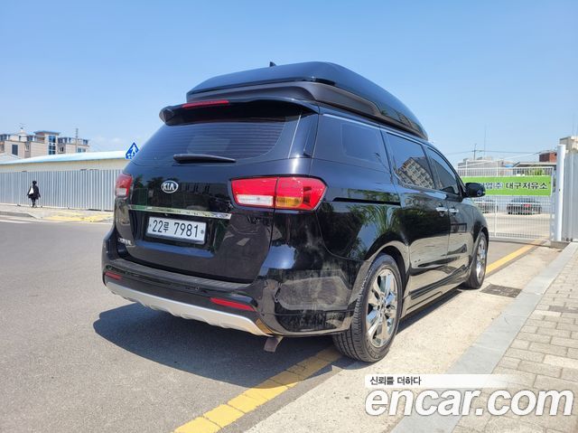 Kia Carnival из Кореи Encar