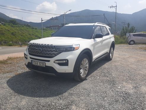 Ford Explorer 2.3 LimIted 4WD — пробег 50 000 км — фото 2 из 5