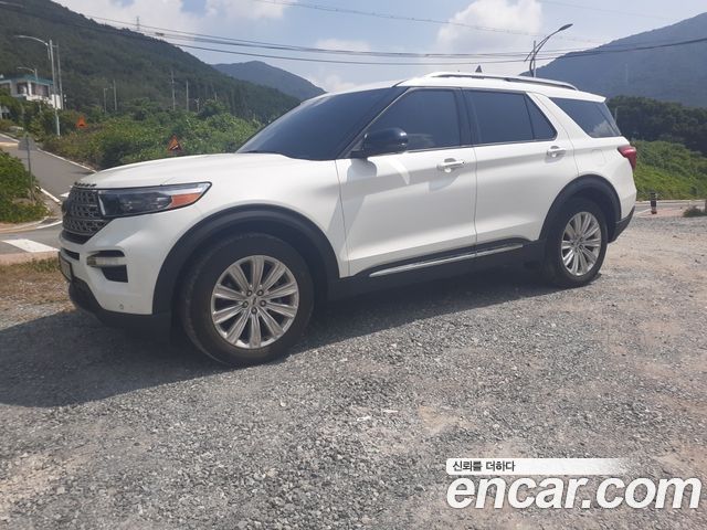 Ford Explorer 2.3 LimIted 4WD — пробег 50 000 км — фото 3 из 5