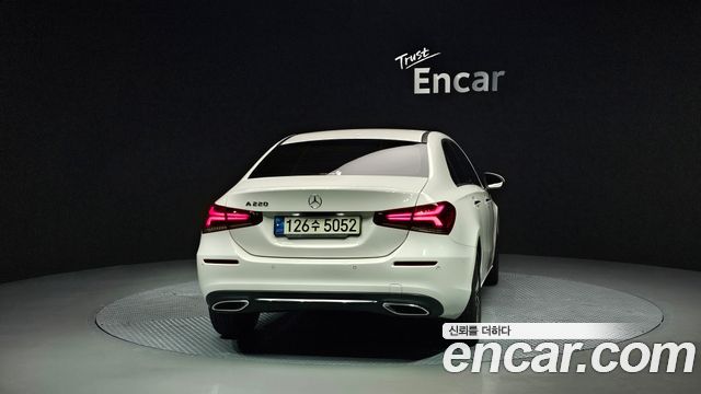 Mercedes-Benz A-Class из Кореи Encar