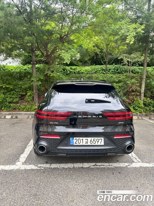 Genesis GV70 2.5T Gasoline AWD — пробег 33 032 км — фото 4 из 5