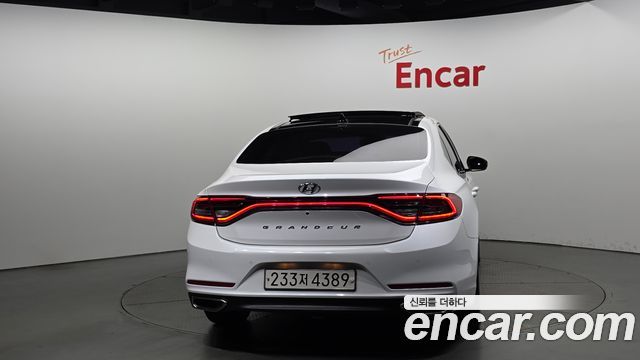 Hyundai Grandeur из Кореи Encar