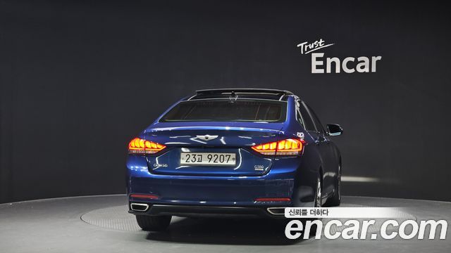 Hyundai Genesis из Кореи Encar