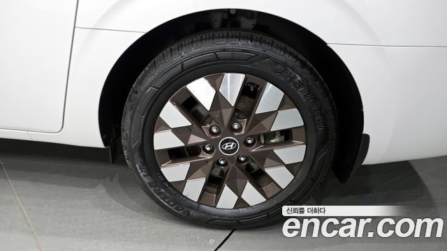 Hyundai Staria из Кореи Encar