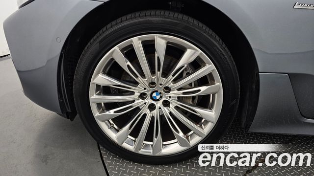 BMW Gran Turismo 640i xDrive Luxury — пробег 165 718 км — фото 5 из 5