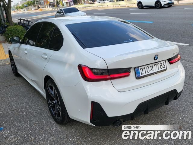 BMW 3-Series 320i M Sport — пробег 350 км — фото 3 из 5