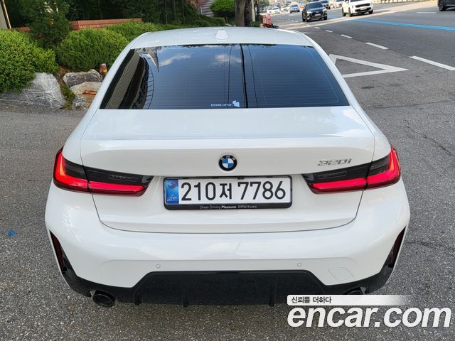 BMW 3-Series 320i M Sport — пробег 350 км — фото 4 из 5