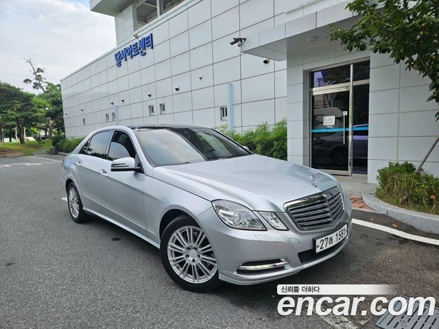 Mercedes-Benz E-Class E300 Elegance — пробег 67 000 км — фото 3 из 5