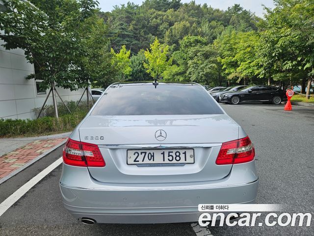 Mercedes-Benz E-Class E300 Elegance — пробег 67 000 км — фото 5 из 5