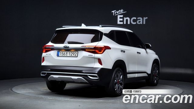 Kia Seltos из Кореи Encar