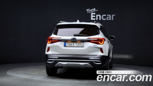 Kia Seltos из Кореи Encar