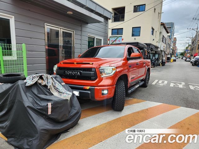 Toyota Tundra 5.7 — пробег 66 402 км — фото 1 из 5
