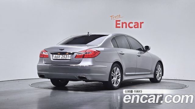 Hyundai Genesis из Кореи Encar