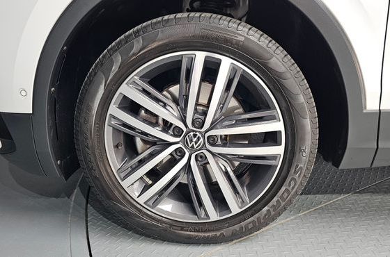 Volkswagen Tiguan 2.0 TSI Prestige — пробег 44 234 км — фото 5 из 5