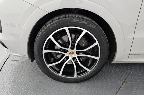 Porsche Cayenne 3.0 E-Hybrid — пробег 74 524 км — фото 5 из 5