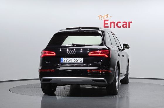 Audi Q5 40 TDI Quattro Premium — пробег 97 299 км — фото 4 из 5
