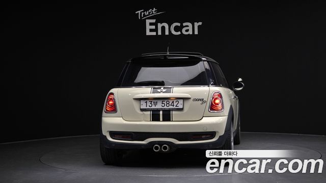 Mini Cooper Standard Second Generation — пробег 159 255 км — фото 4 из 5