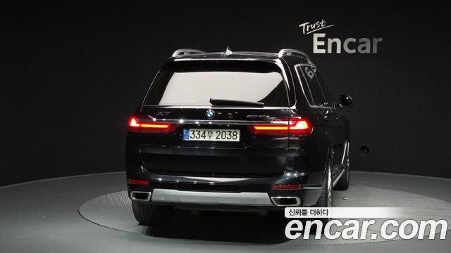 BMW X7 xDrive 40d Design Pure Excellence 6-Seater — пробег 148 606 км — фото 4 из 5