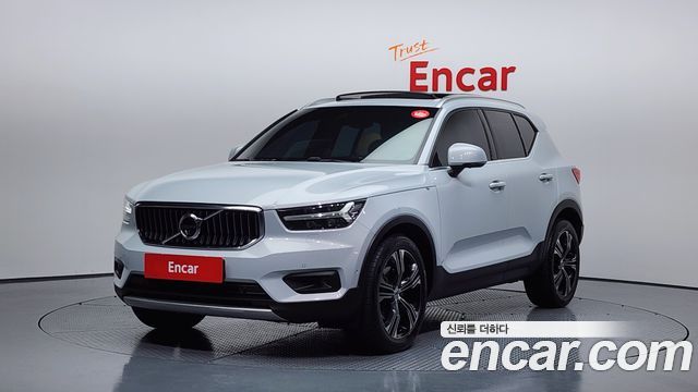 Volvo XC40 T4 Inscription — пробег 97 720 км — фото 1 из 5