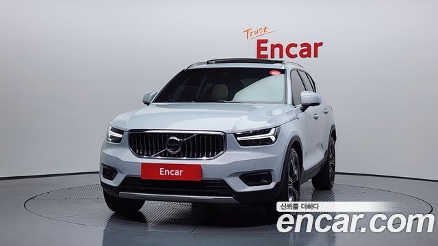 Volvo XC40 T4 Inscription — пробег 97 720 км — фото 3 из 5