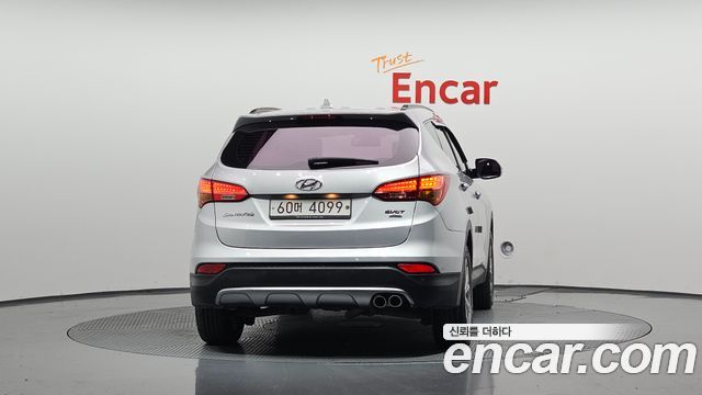Hyundai Santafe Diesel(e-VGT) 2.2 4WD Exclusive — пробег 101 300 км — фото 4 из 5