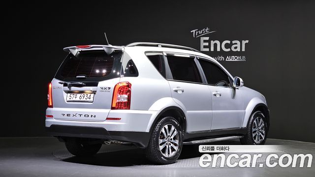 Ssangyong Rexton из Кореи Encar