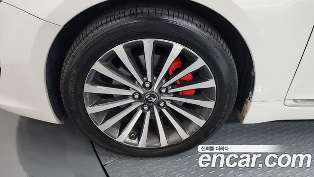 Kia K7 из Кореи Encar
