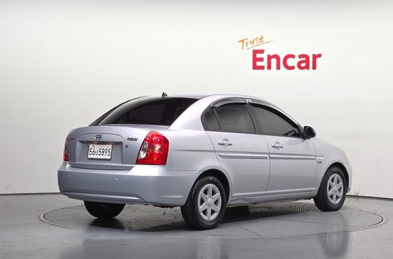 Hyundai Verna Hybrid — пробег 79 497 км — фото 2 из 5